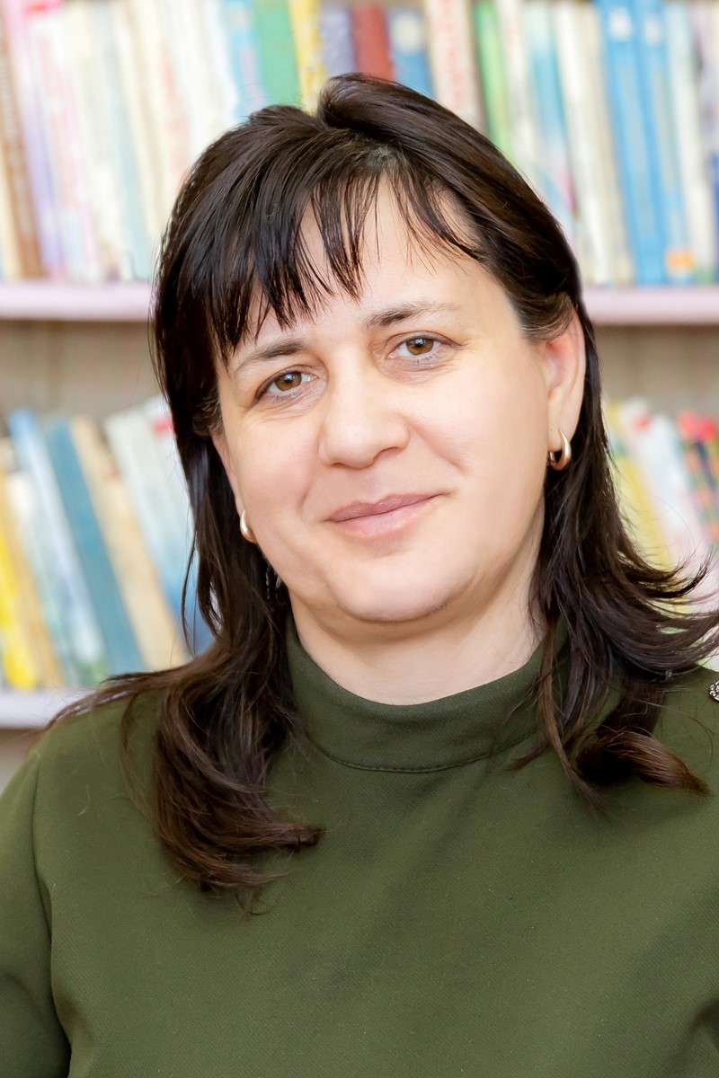 Ходырева Марина Станиславовна.
